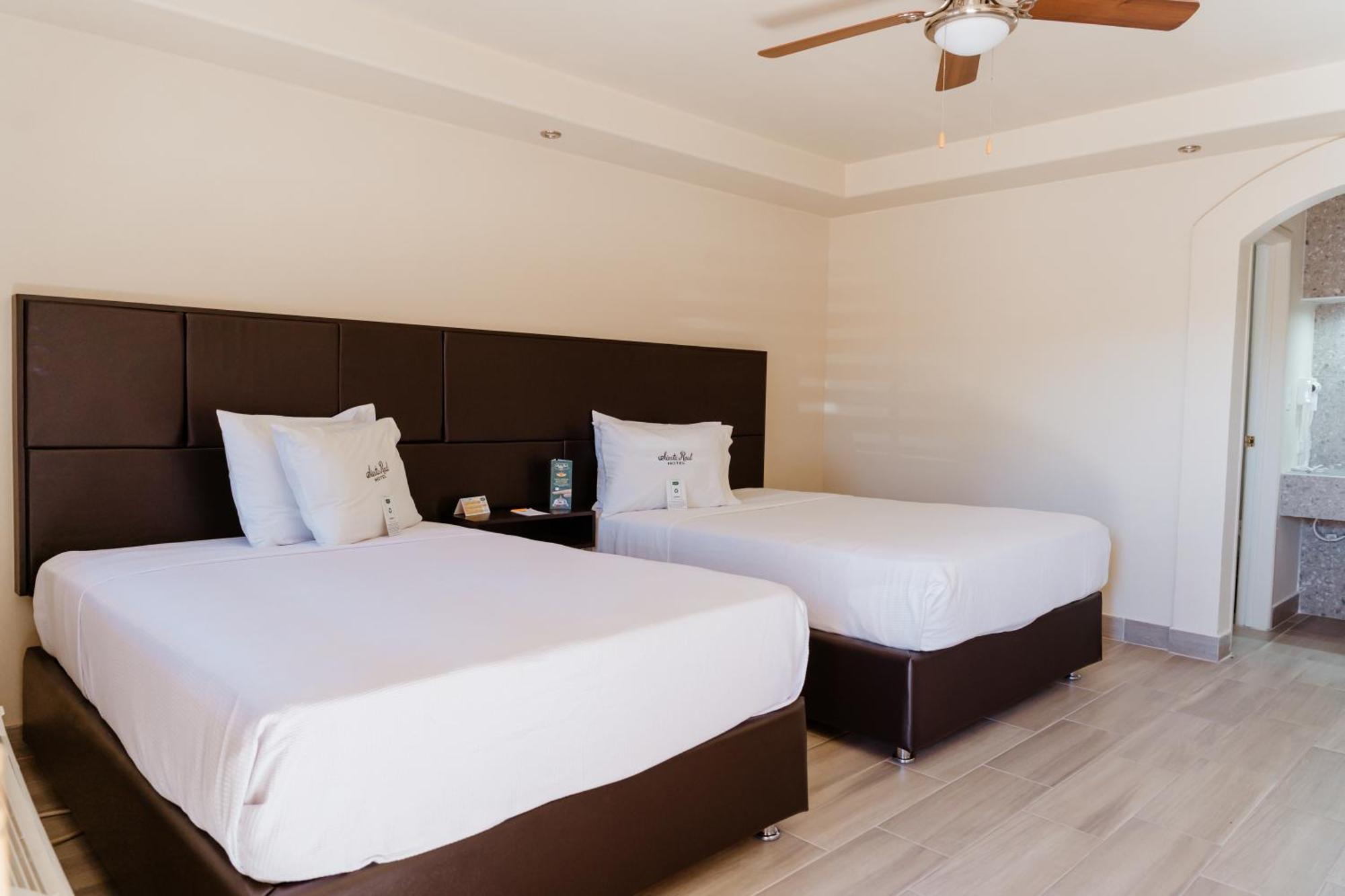 Hotel Siesta Real 墨西卡利 外观 照片