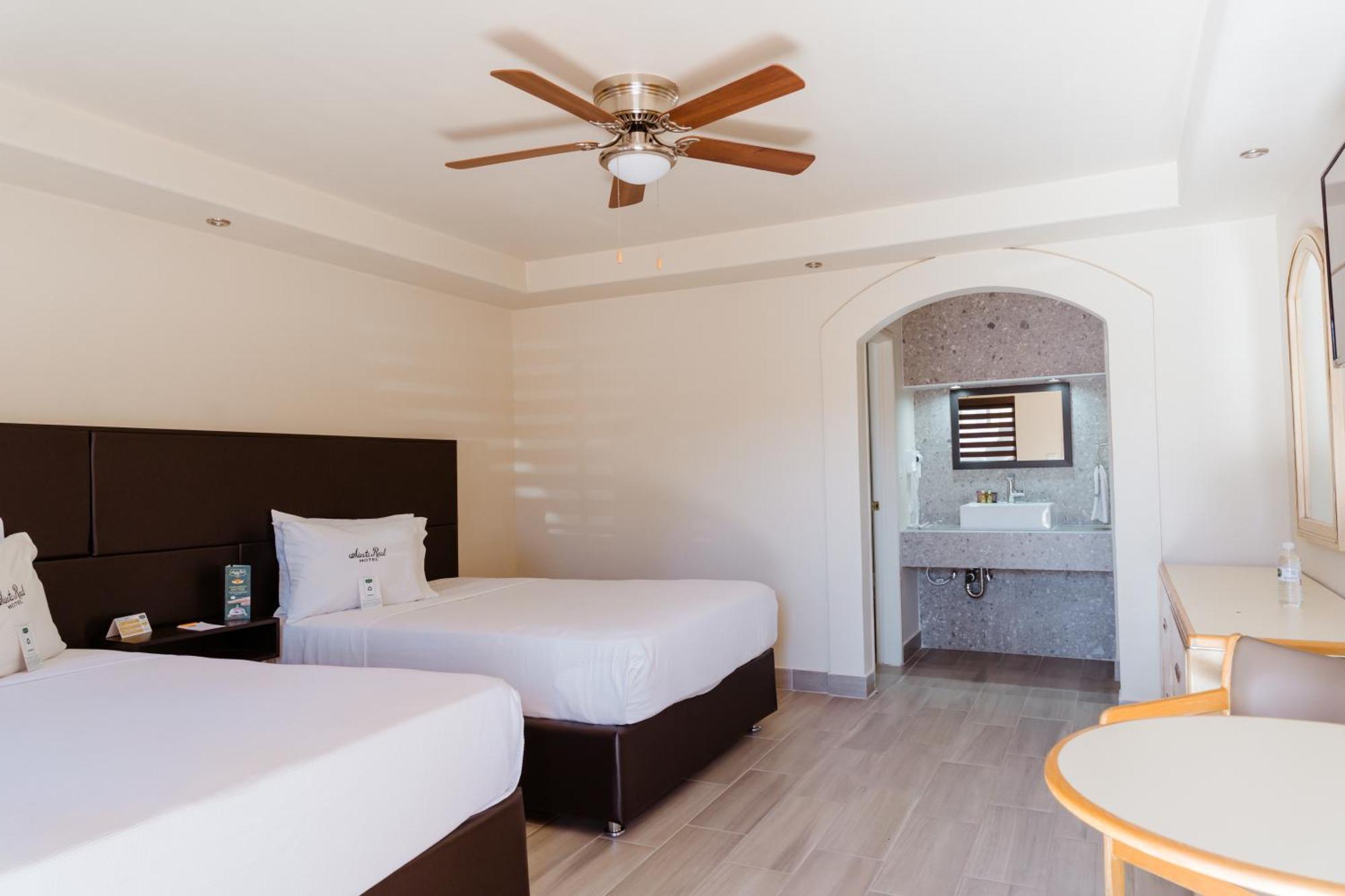 Hotel Siesta Real 墨西卡利 外观 照片
